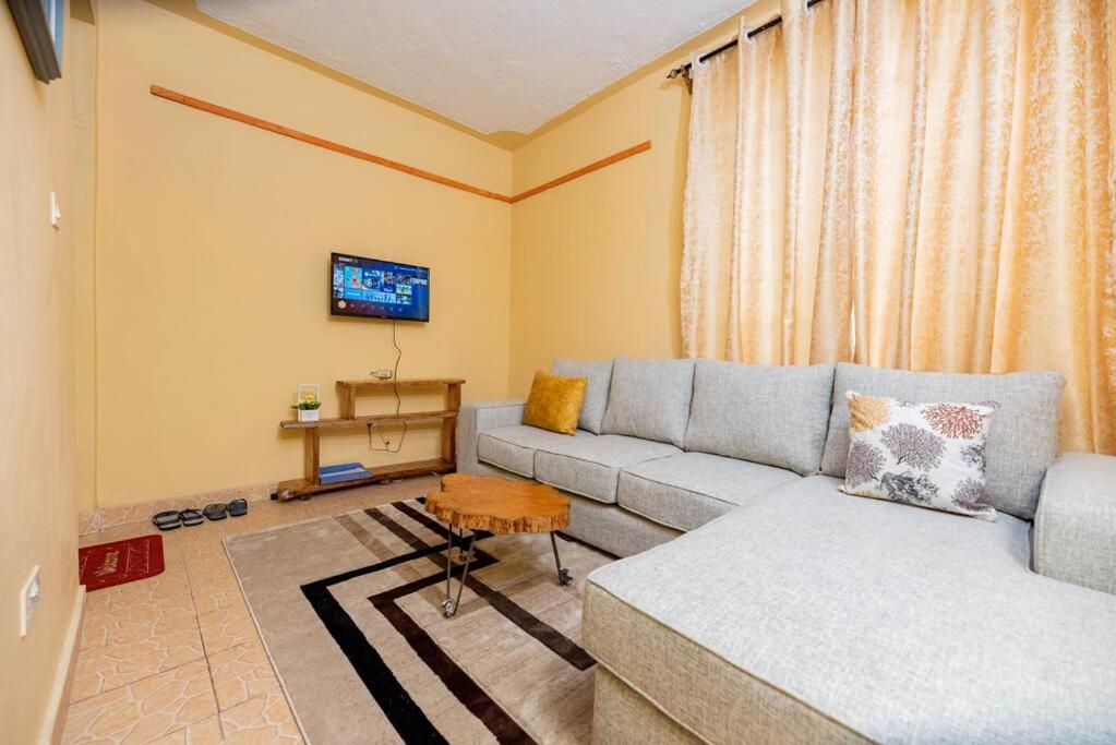 Repose Stay - Karen, 2 Bedroom, WiFi,Parking, CCTV - Apartamento Dúplex