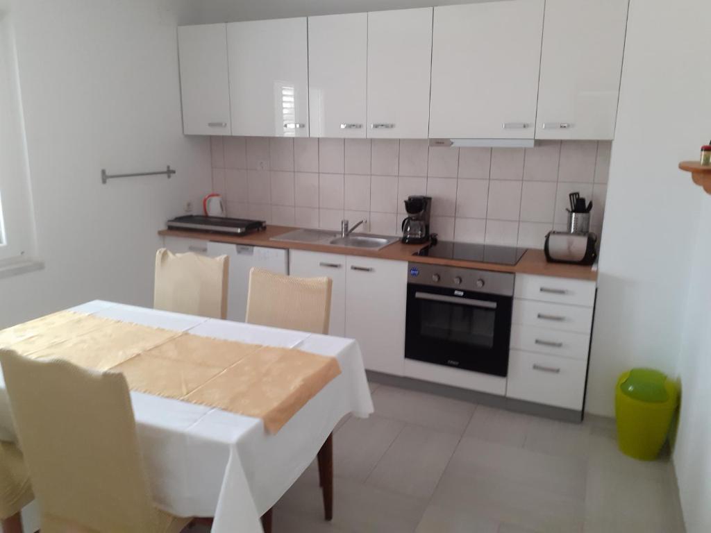 Zdjęcie z galerii obiektu House Lucy w Ražancu