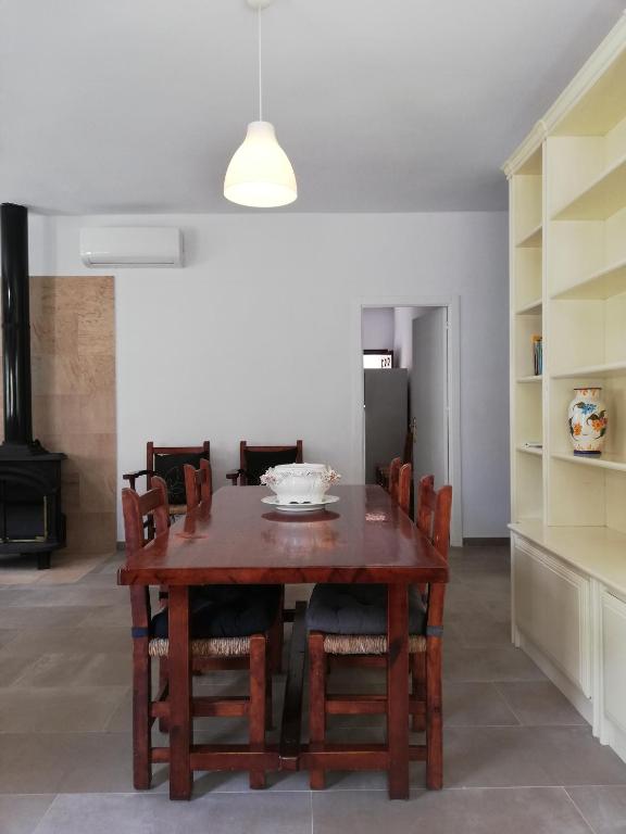Kuchyň nebo kuchyňský kout v ubytování Chalet II con jardín y wifi en la playa