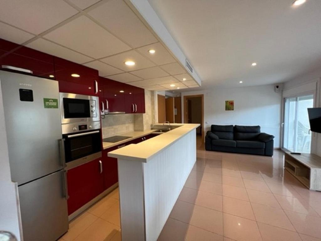 Kuchyňa alebo kuchynka v ubytovaní COSTA DAURADA APARTAMENTS - Royal 108 Luxe