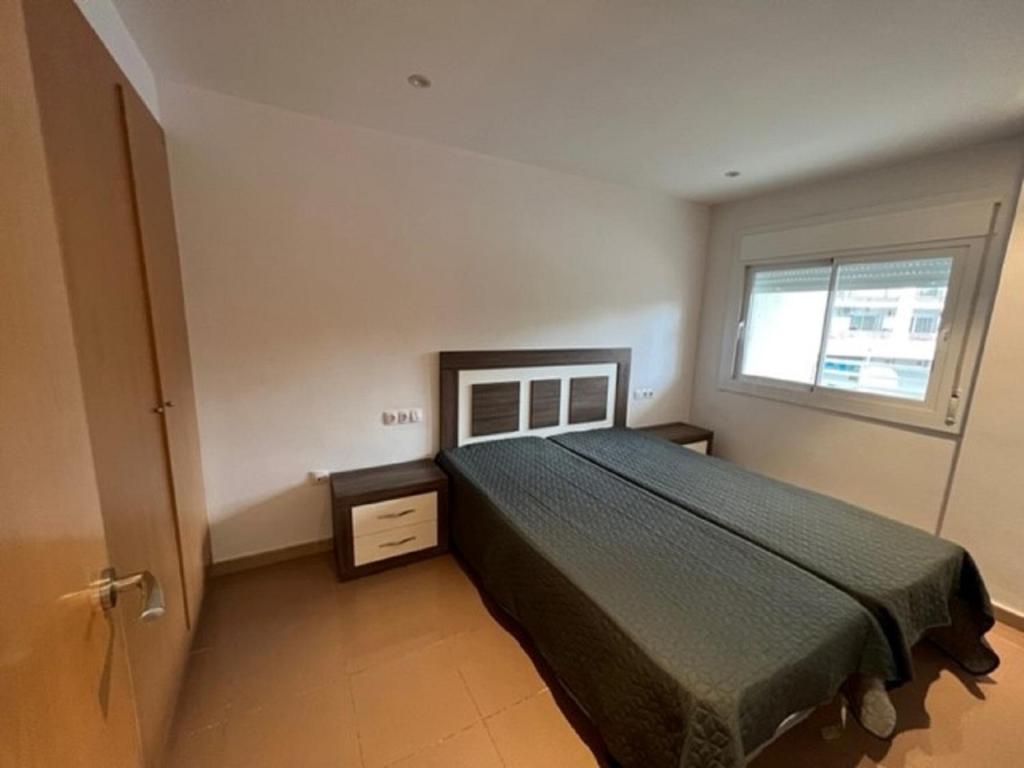 Posteľ alebo postele v izbe v ubytovaní COSTA DAURADA APARTAMENTS - Royal 108 Luxe