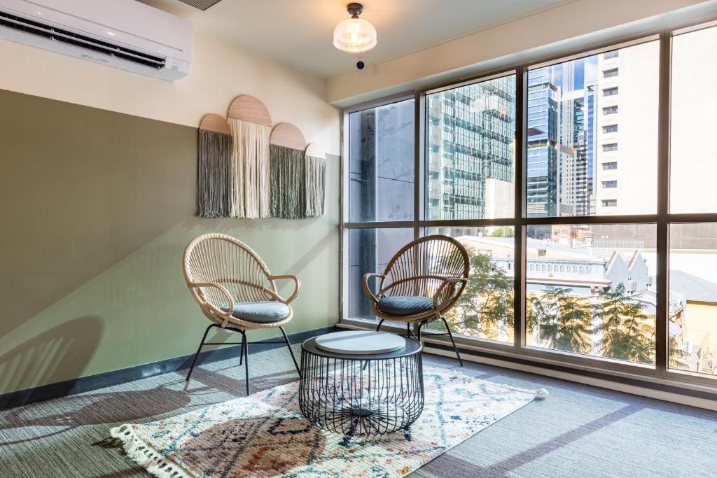 Roamer Brisbane - Resim 6