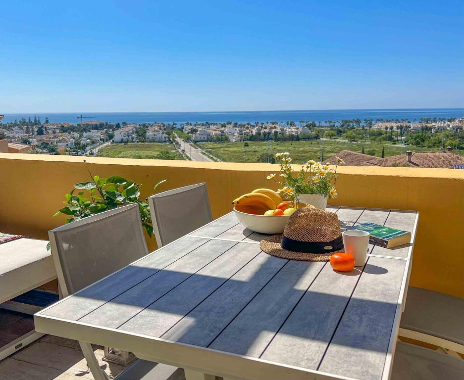 Balkón alebo terasa v ubytovaní 62 - Penthouse in Los Almendros with fantastic vie