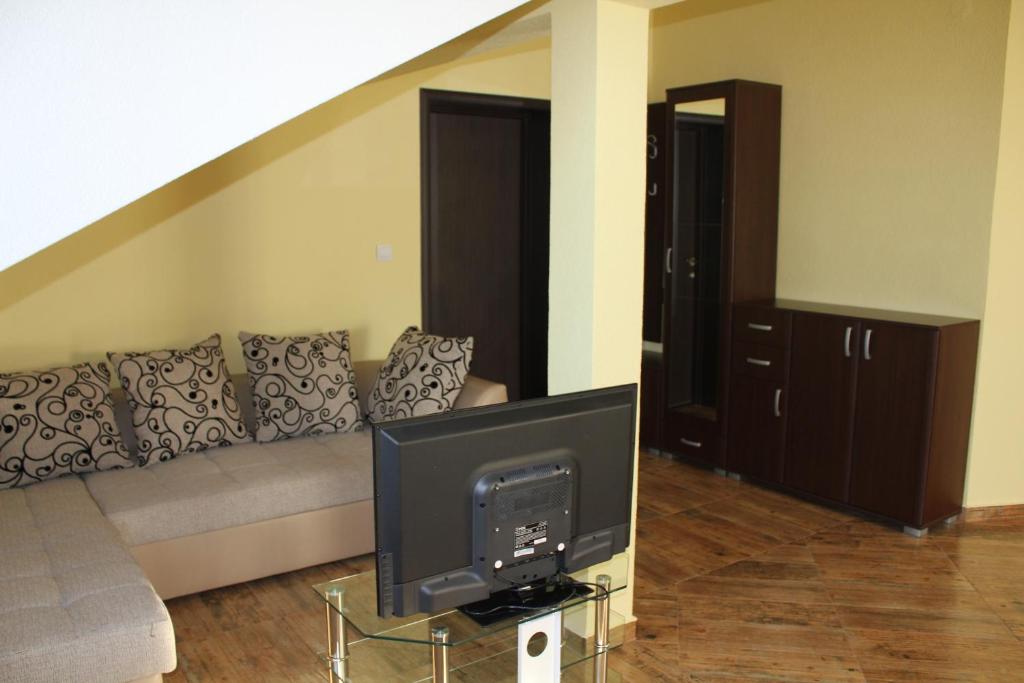 TV a/nebo společenská místnost v ubytování Villa Malina new
