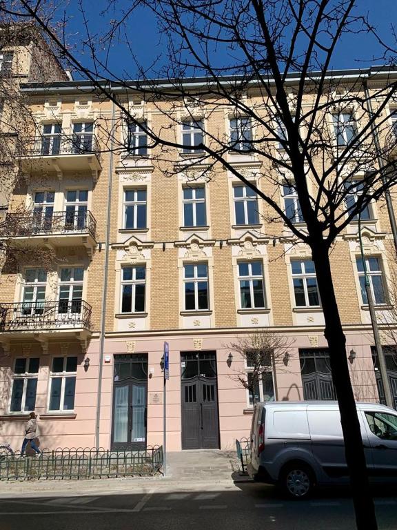 Budova, kde se apartmán nachází