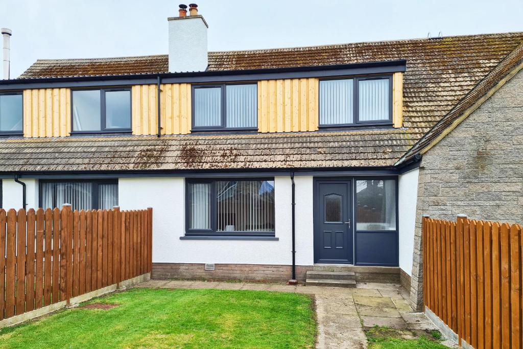 Gallery image of Colbheinn Cottage in Brora