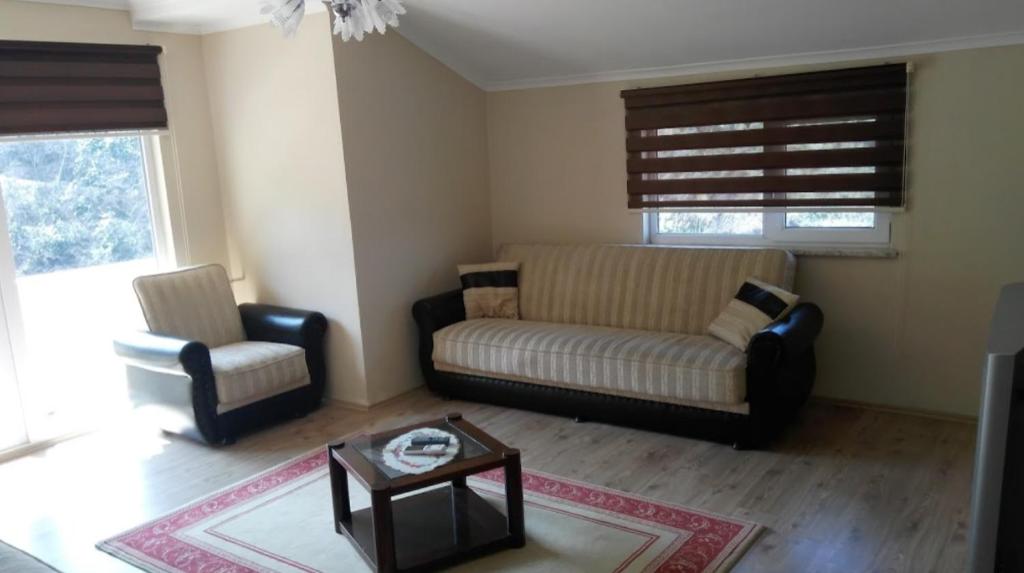 Guesthaus Levent - Appartement Avec Balcon