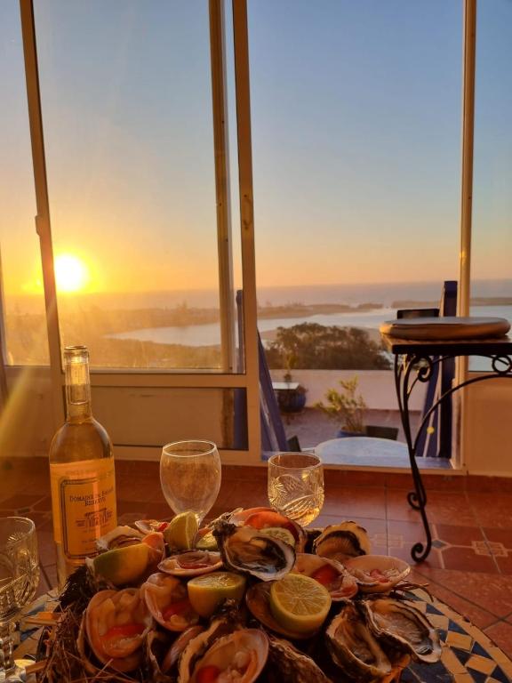 Appartement 100M² Avec Terrasse 200M² Privée Vue Sur Mer - Housity