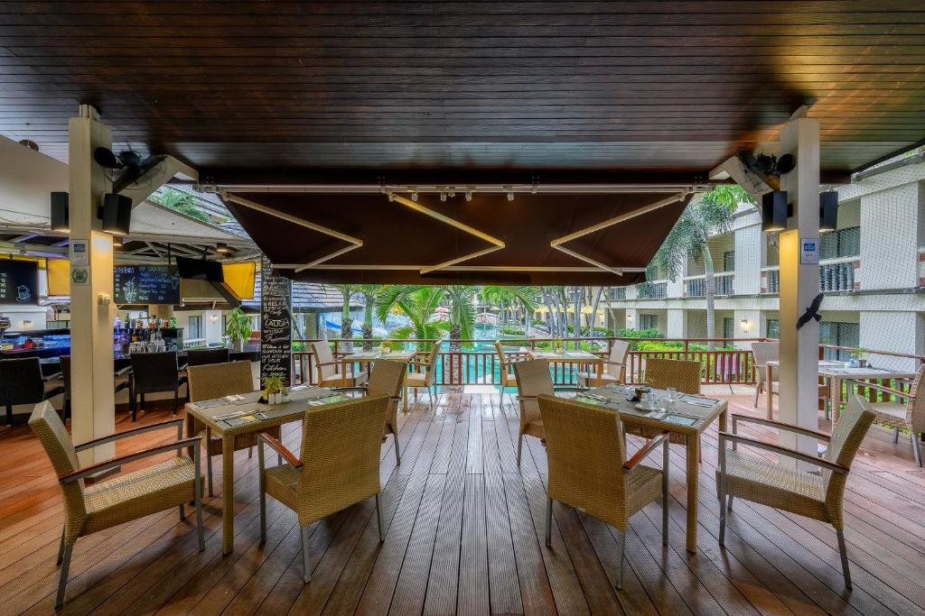 Centara Kata Resort Phuket - Resim 44