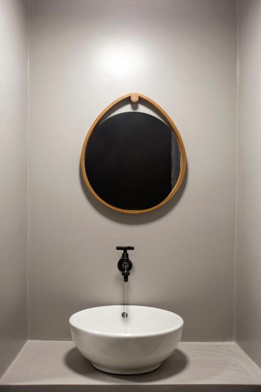 Thisean Modern Suites By Athens Stay - Resim 19