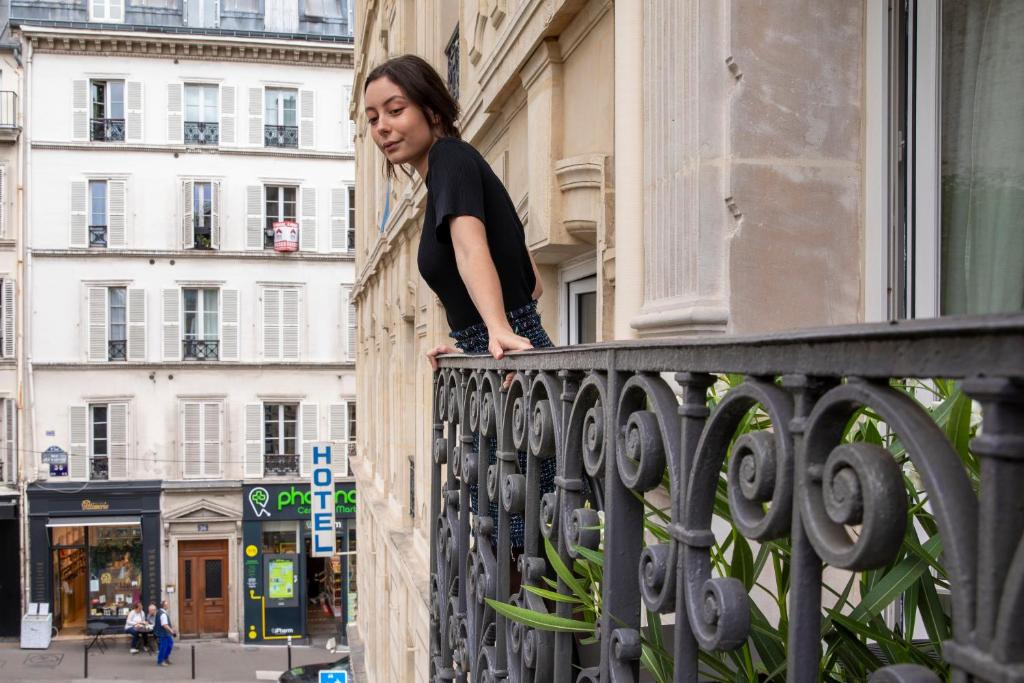 Les Matins de Paris & Spa - Resim 10