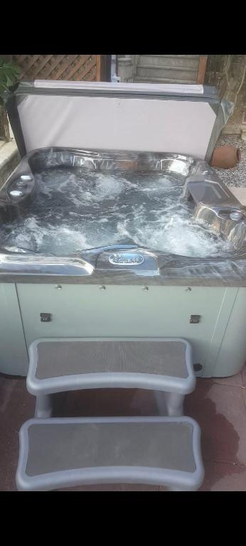 Cosmema House 1 Hot tub and swimming pool villa - Two-Bedroom House