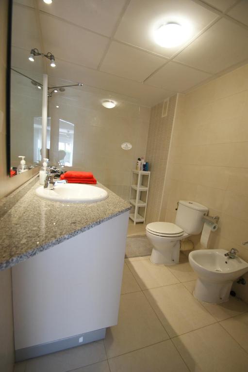 Koupelna v ubytování Apartamento en Vera a 300 m de la playa, con patio y salida directa a calle