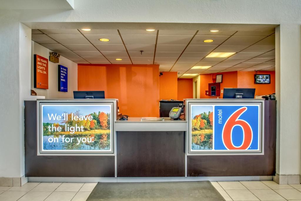 Fotografie z fotogalerie ubytování Motel 6-Amherst, NY - Buffalo v destinaci Amherst
