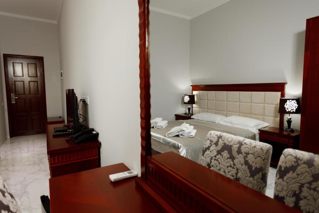 Giowine Hotel & Restaurant - Salle Double Ou Jumelle Avec Vue De La Piscine