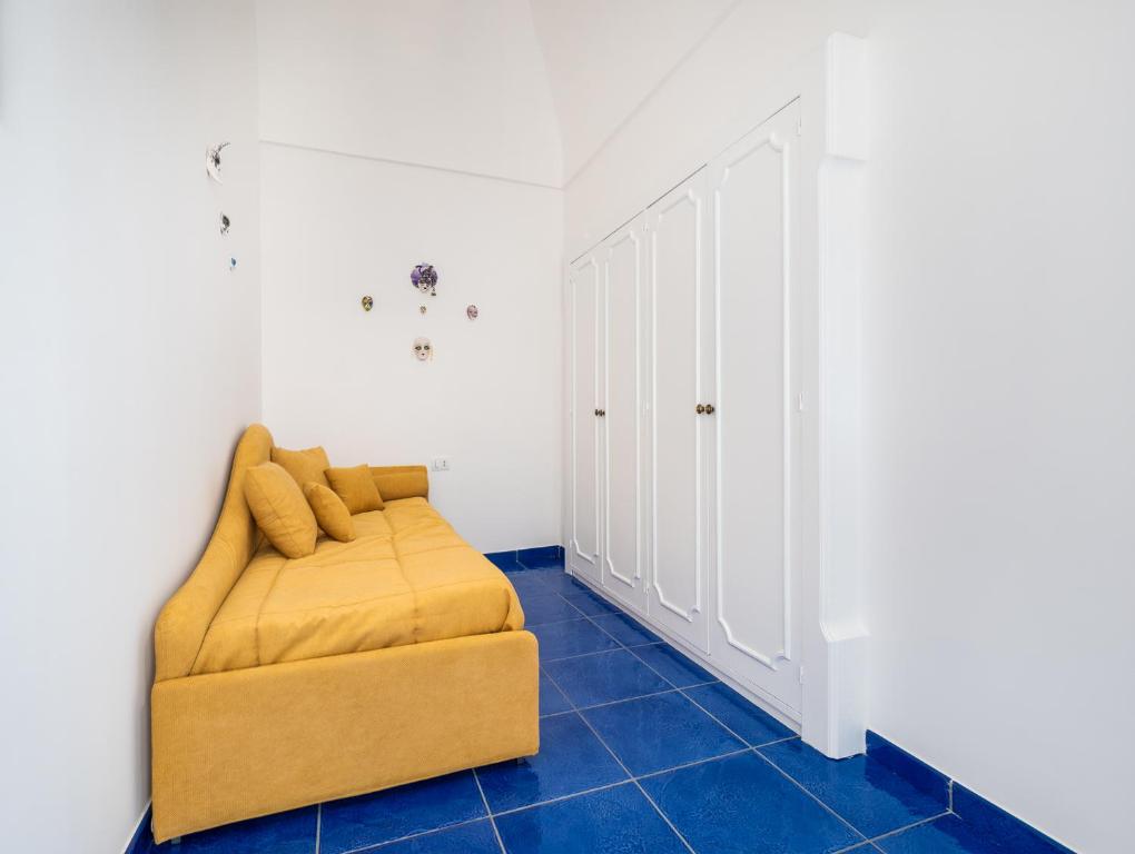 Posedenie v ubytovaní Santoro Suite - De Vivo Realty Sorrento