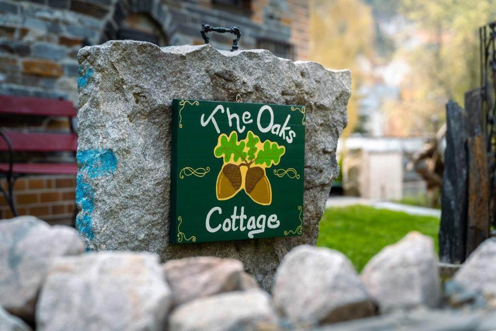 Certifikát, hodnocení, plakát nebo jiný dokument vystavený v ubytování cottage oak