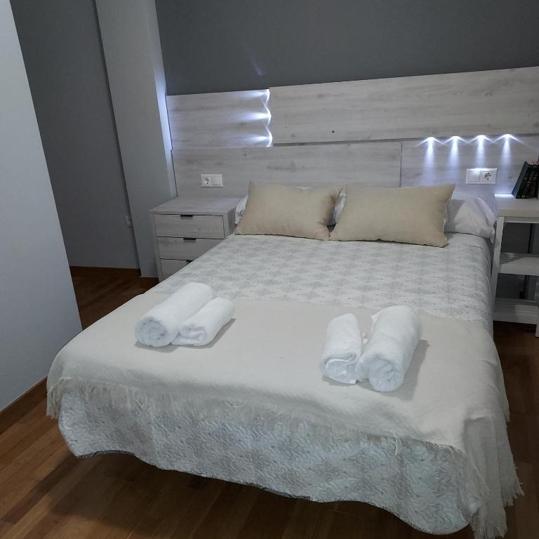 RUA ZAPATERIA 10 PLASENCIA - Apartment Mit Zwei Schlafzimmern