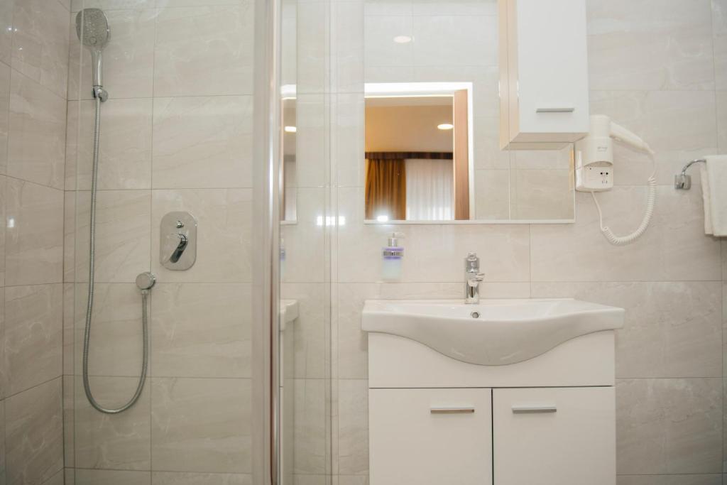 Koupelna v ubytování Hotel - Villa Lejla