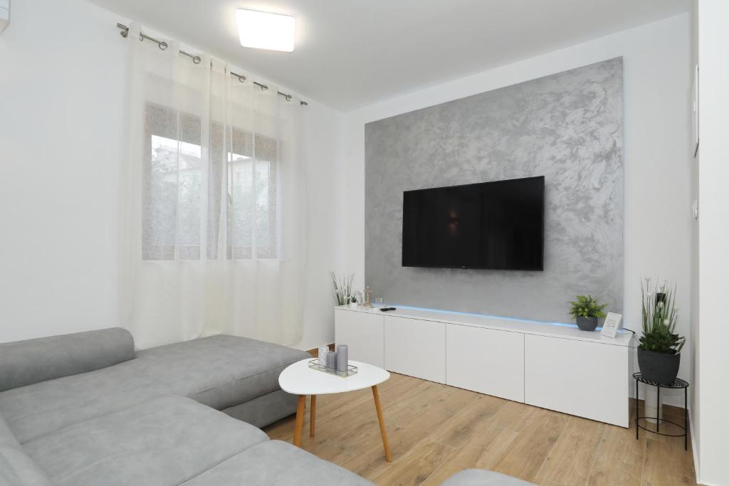 Apartment and room Mare - 11