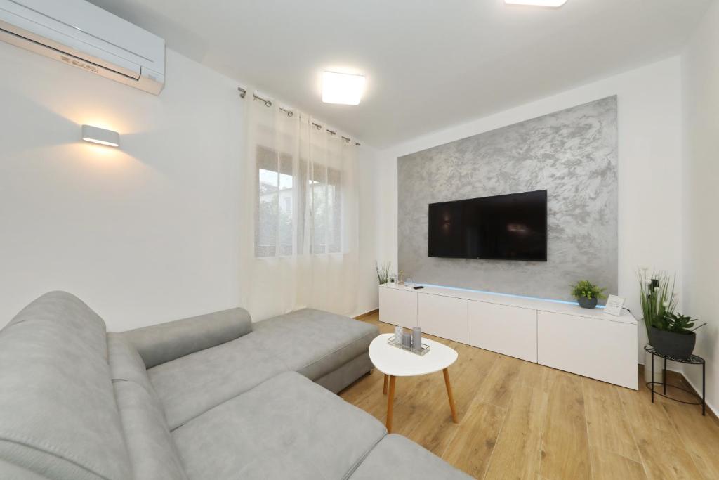 Apartment and room Mare - 10