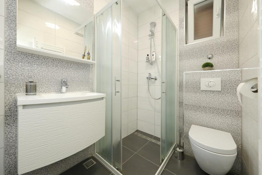 Apartment and room Mare - 13