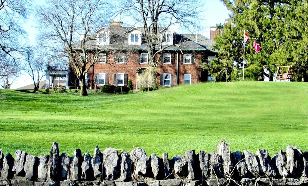 Clonmel Castle Luxury Accommodations