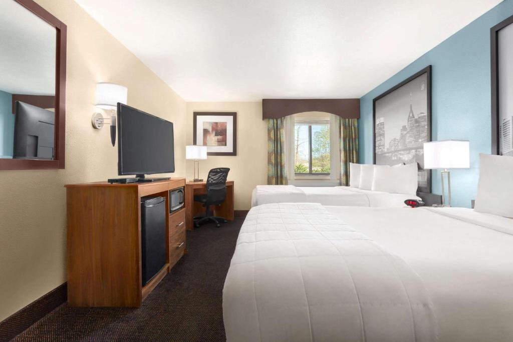 Luxe Studios - Queen Room Met Twee Queensize Bedden - Niet -roken