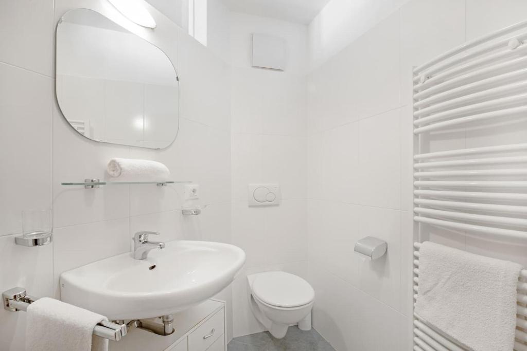 A bathroom at Appartements Beikircher