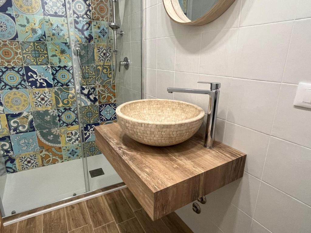 Łazienka w obiekcie B&B DEA Gela