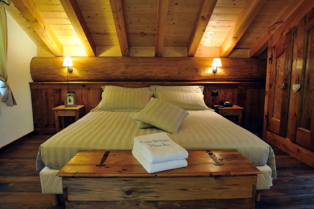 Postel nebo postele na pokoji v ubytování Ellex Eco Hotel