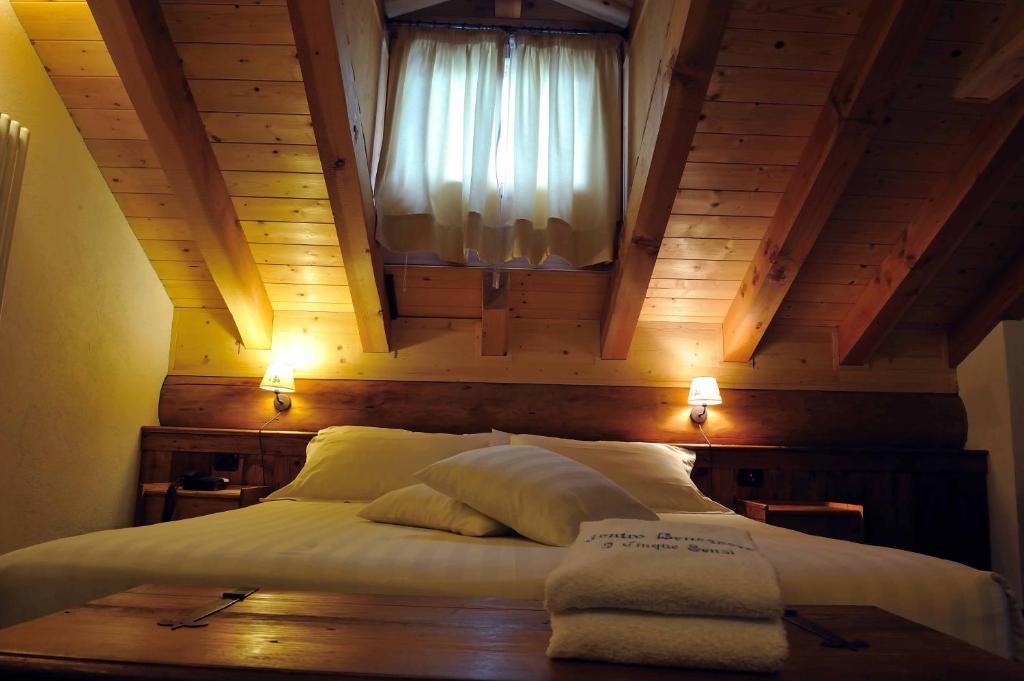 Postel nebo postele na pokoji v ubytování Ellex Eco Hotel
