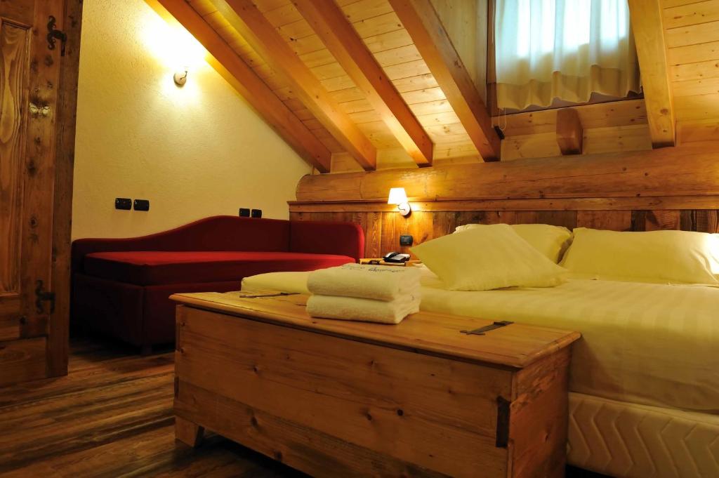 Postel nebo postele na pokoji v ubytování Ellex Eco Hotel