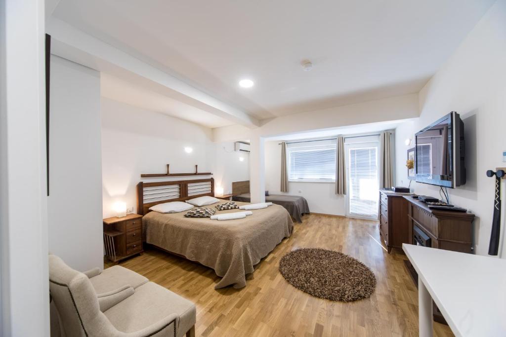F Apartmani Kragujevac - Luxuary Business Suites - Deluxe Studio