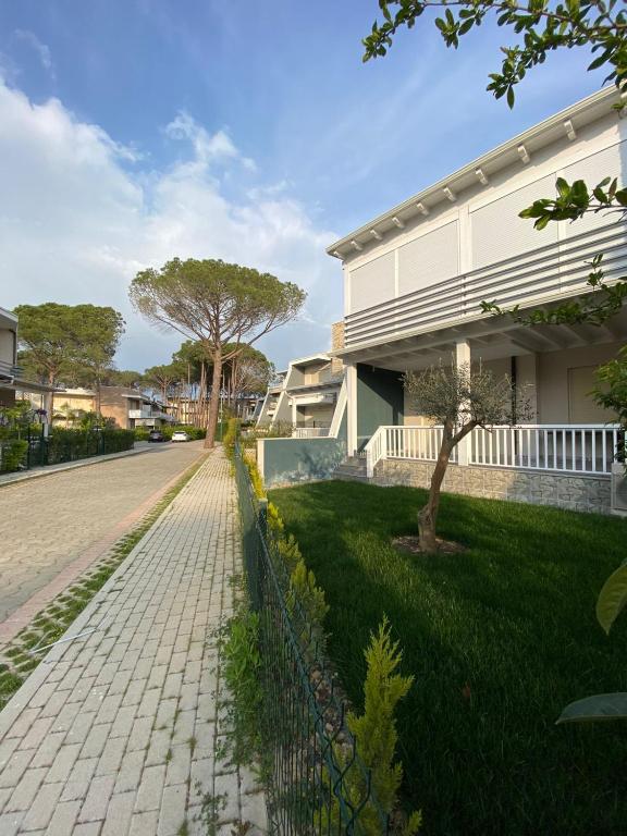 Villa DOLCE VITA Lalzi Bay - Beach House - Image 8