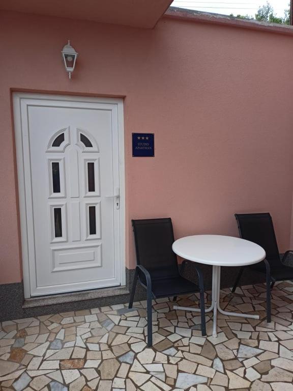 Fotografia z galérie ubytovania Studio apartman Maria v destinácii Kaštela