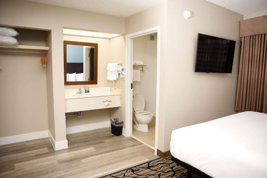 Baymont by Wyndham Jackson/Ridgeland photo