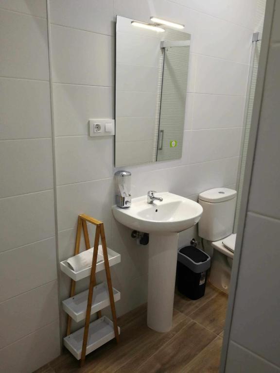 Koupelna v ubytování KubiK APARTAMENTOS K2