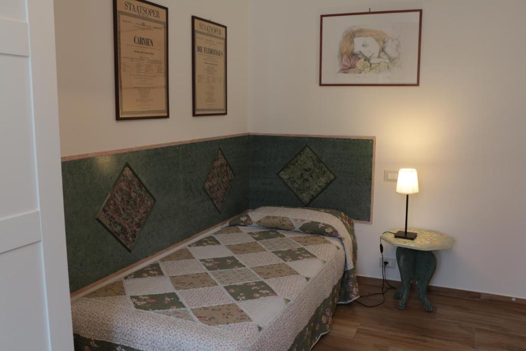 Łóżko lub łóżka w pokoju w obiekcie Agriturismo Terra dei Falchi
