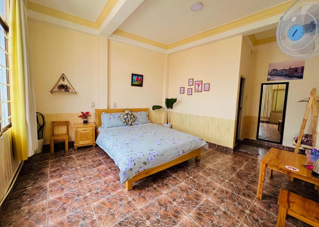 Postel nebo postele na pokoji v ubytování Nụ Cười Xinh