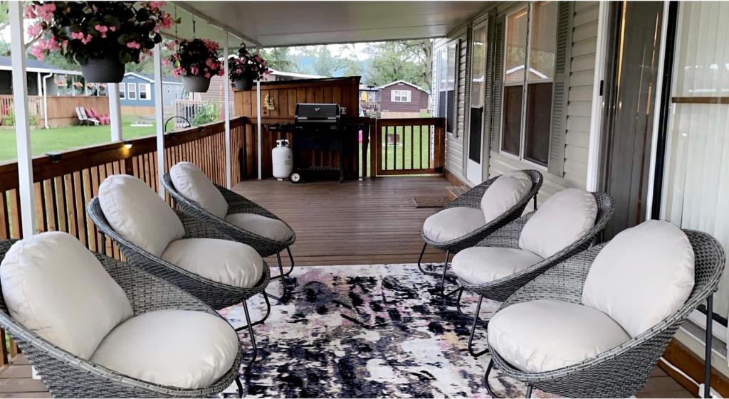 Cozy Cottage 509 at Vine Ridge Resort - Housity