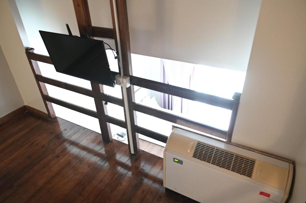 Hotel Onufri - Image 10