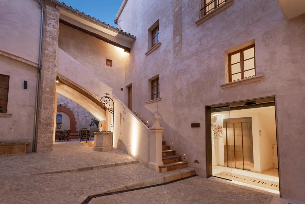 Hotel Can Cirera - Resim 11