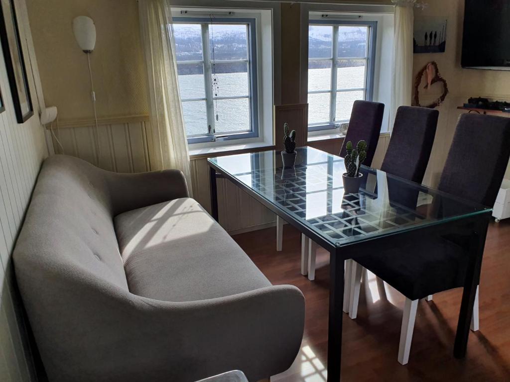 Photo from Aline's Stue, B&B Utskarpen in Fuglstad, Nordland, Norway