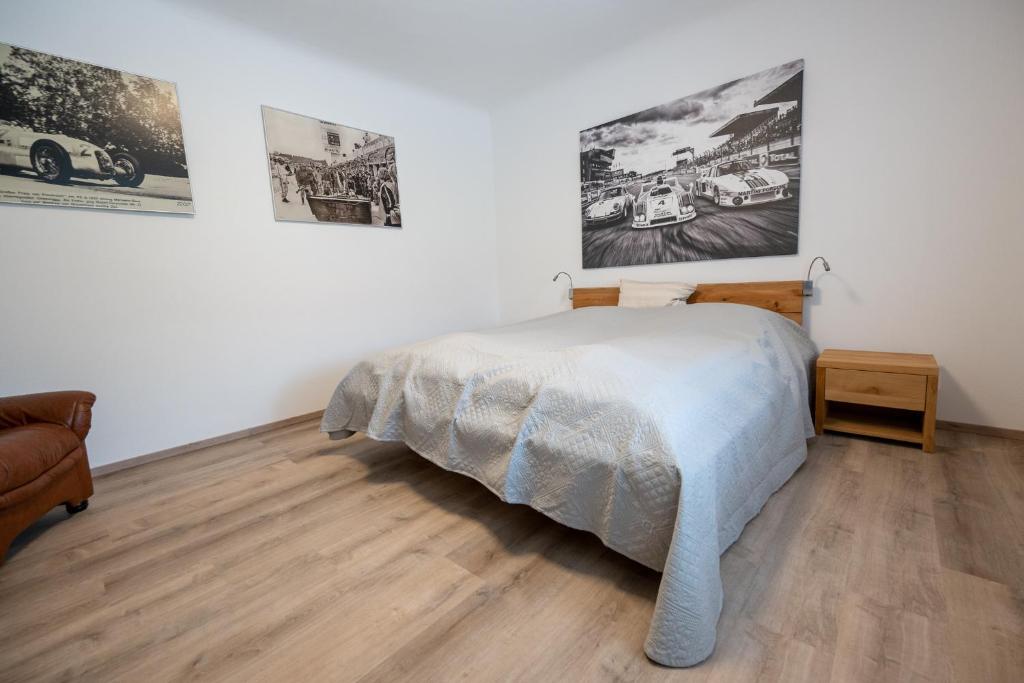 Postel nebo postele na pokoji v ubytování Chalupa U Stodoly