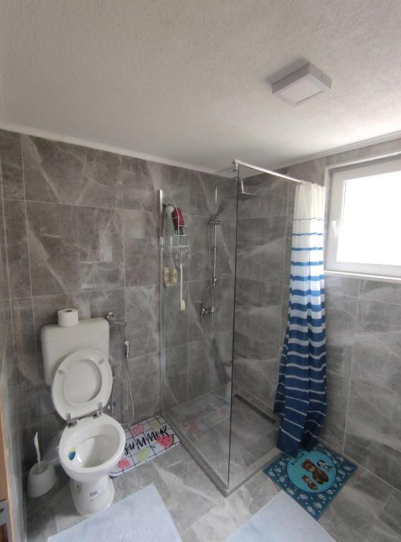 Koupelna v ubytování Apartman Amina-Ahmad Vinac-Jajce