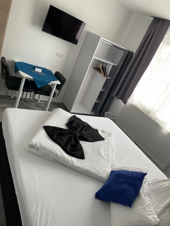 Gästehaus Uezel - Two-Bedroom Apartment