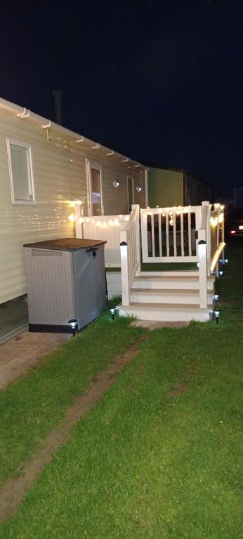 I & K Static Caravan Hire Sited On Winkups Towyn North Wales with Free Wi-Fi and netflix