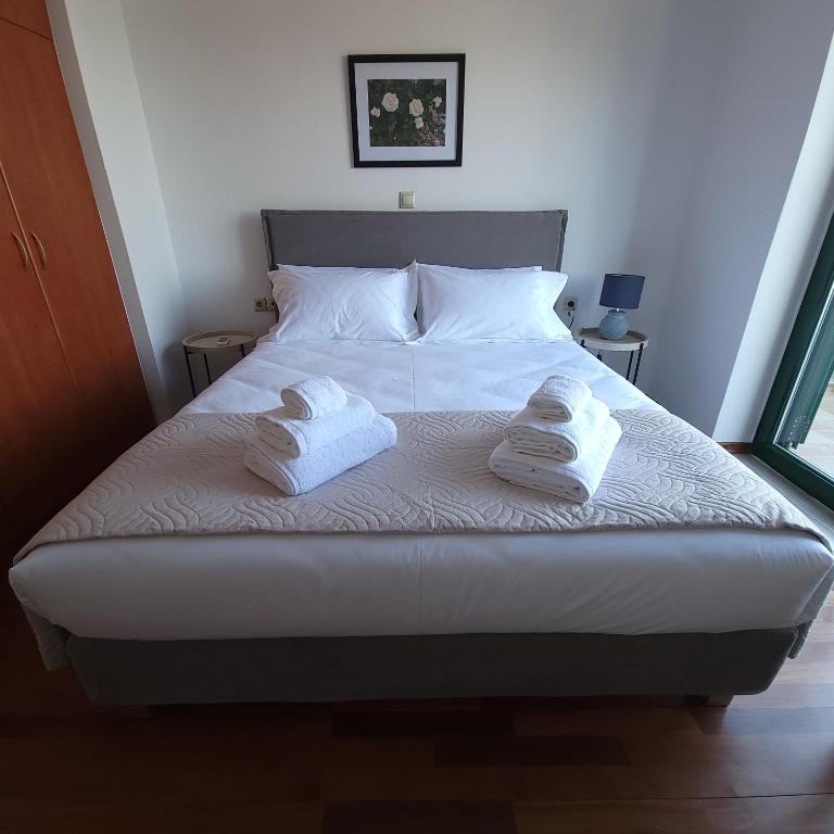 Postel nebo postele na pokoji v ubytování Paradisos Villa - Chania, Crete