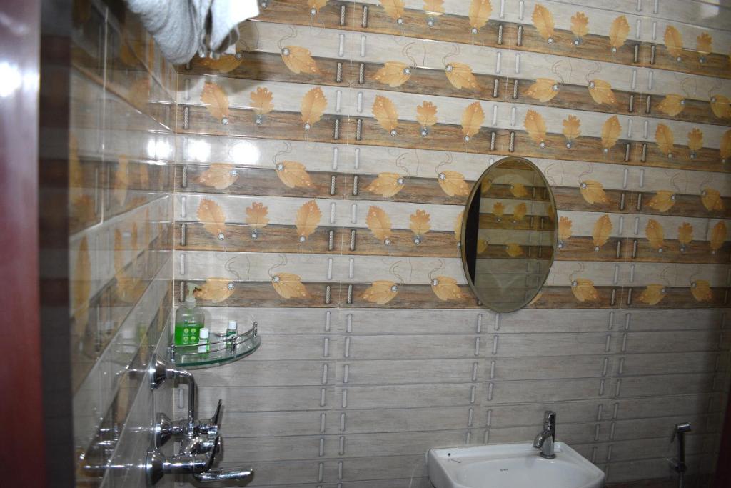 Koupelna v ubytování Hotel Saraswati Palace
